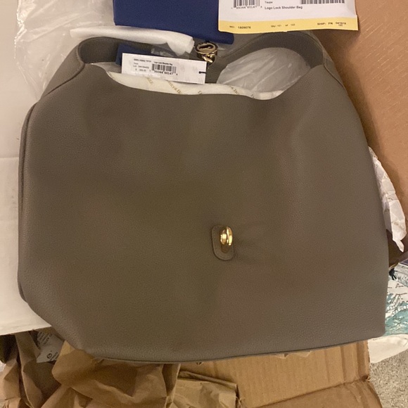 NWT Dooney & Bourke Logo Lock Shoulder Bag - Taupe - Picture 7 of 16